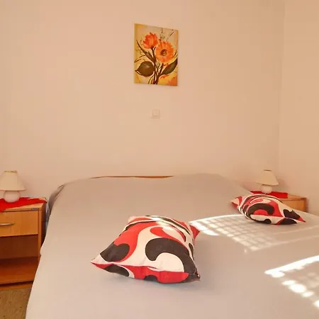 Ante Apartament Mandre